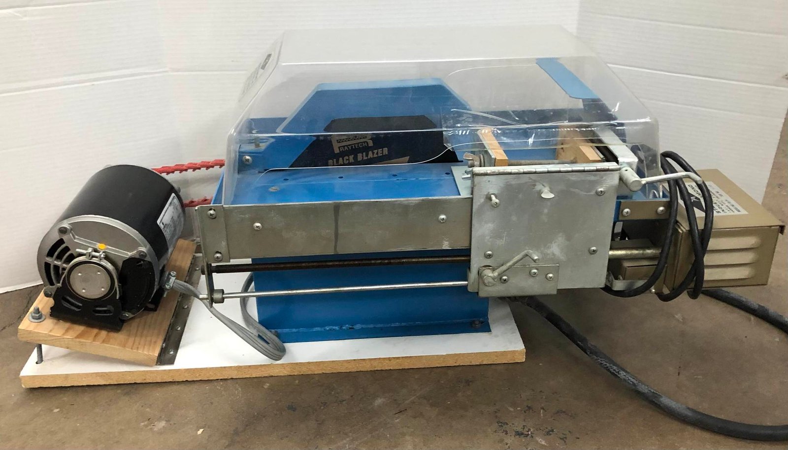 Lapidary Rock Equipment/Trim Saw - Image 6