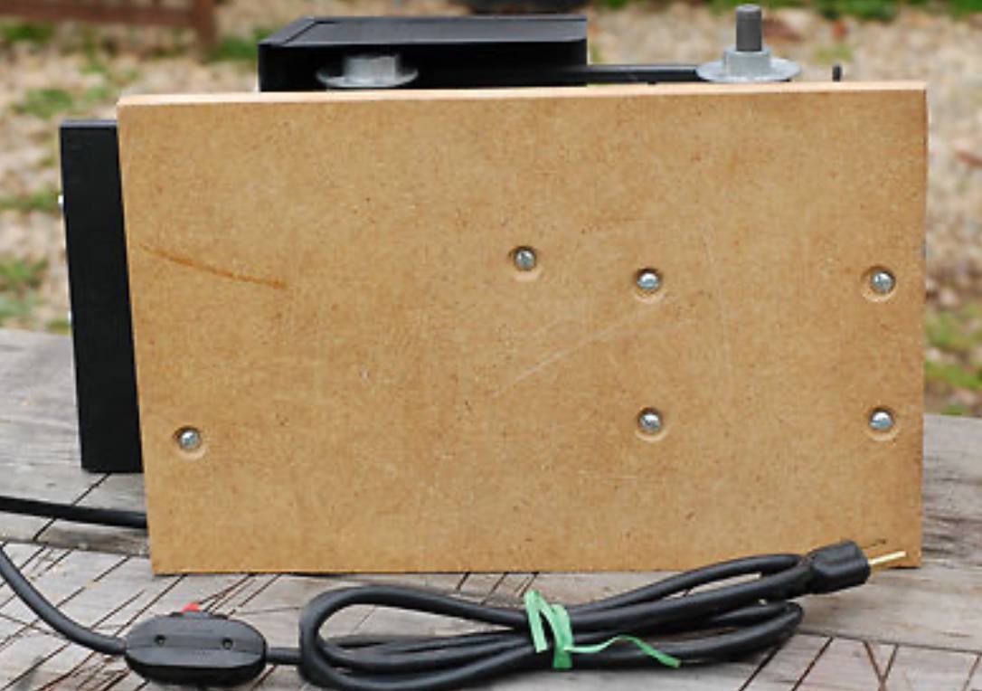 ROCK RASCAL 6" TRIM SAW IN EXCELLENT CONDITION - Image 3