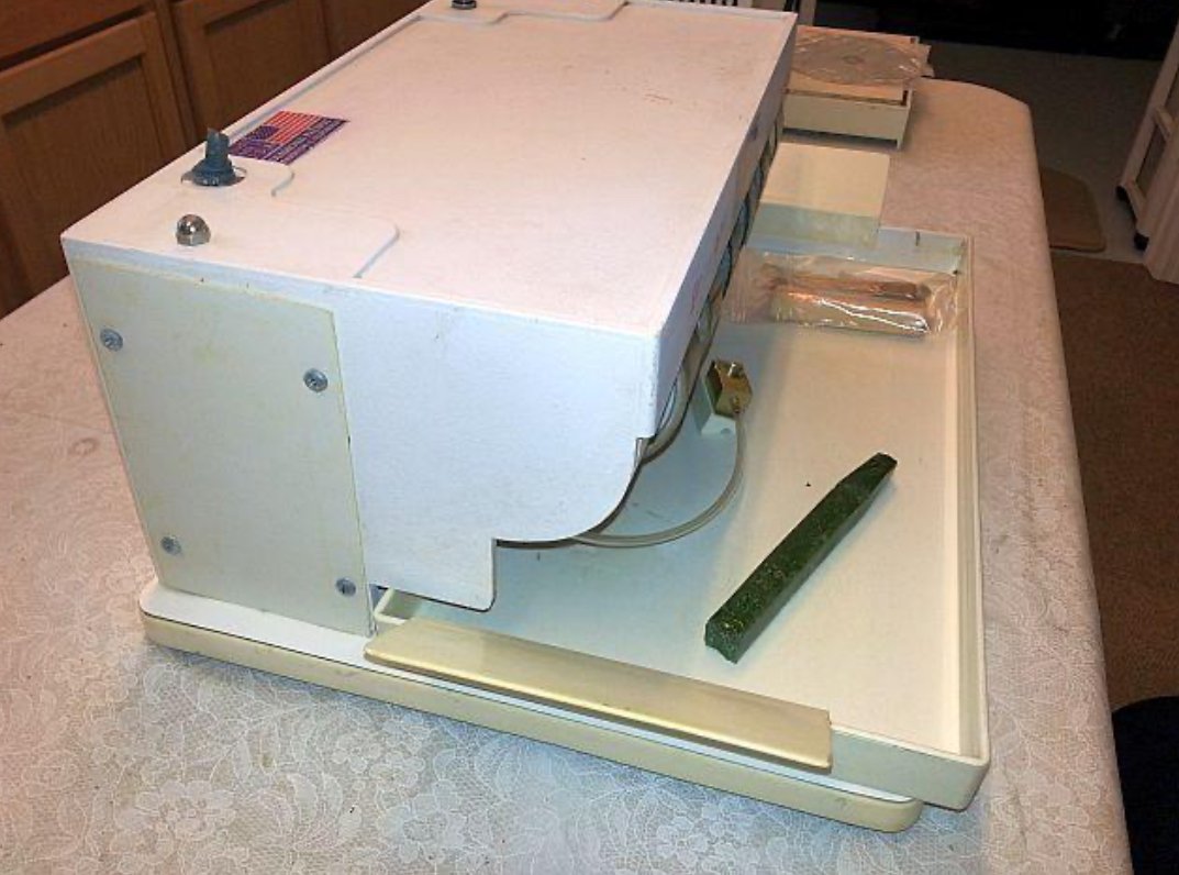 DIAMOND PACIFIC PIXIE GEM MAKER GRINDER POLISHER LAPIDARY CABOCHON MACHINE CABBE - Image 4