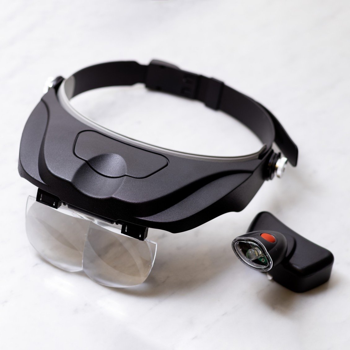 Headband Magnifier With LED Light - Image 3