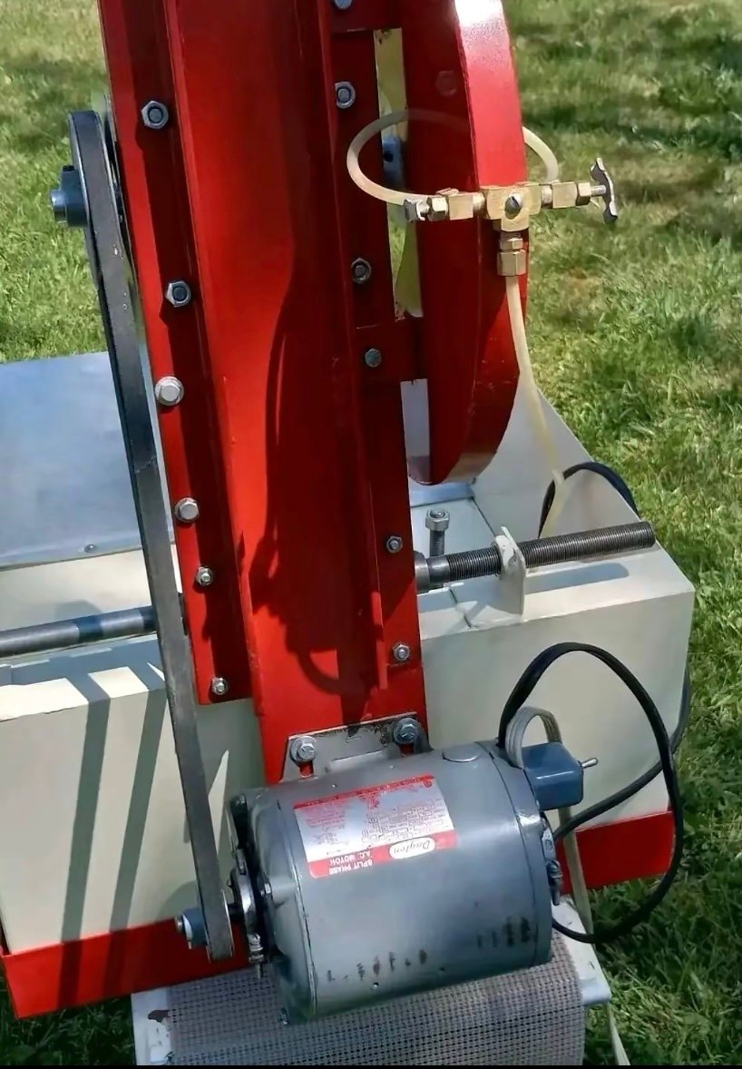 RockMaster 14" Lapidary Drop Saw - Ultimate Cutting Power! - Image 2